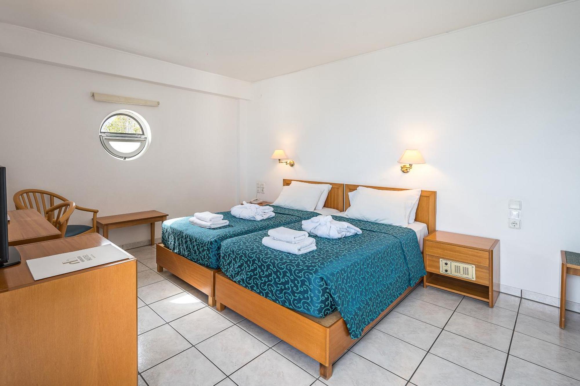 Heronissos Hotel Herszonisszosz Kültér fotó