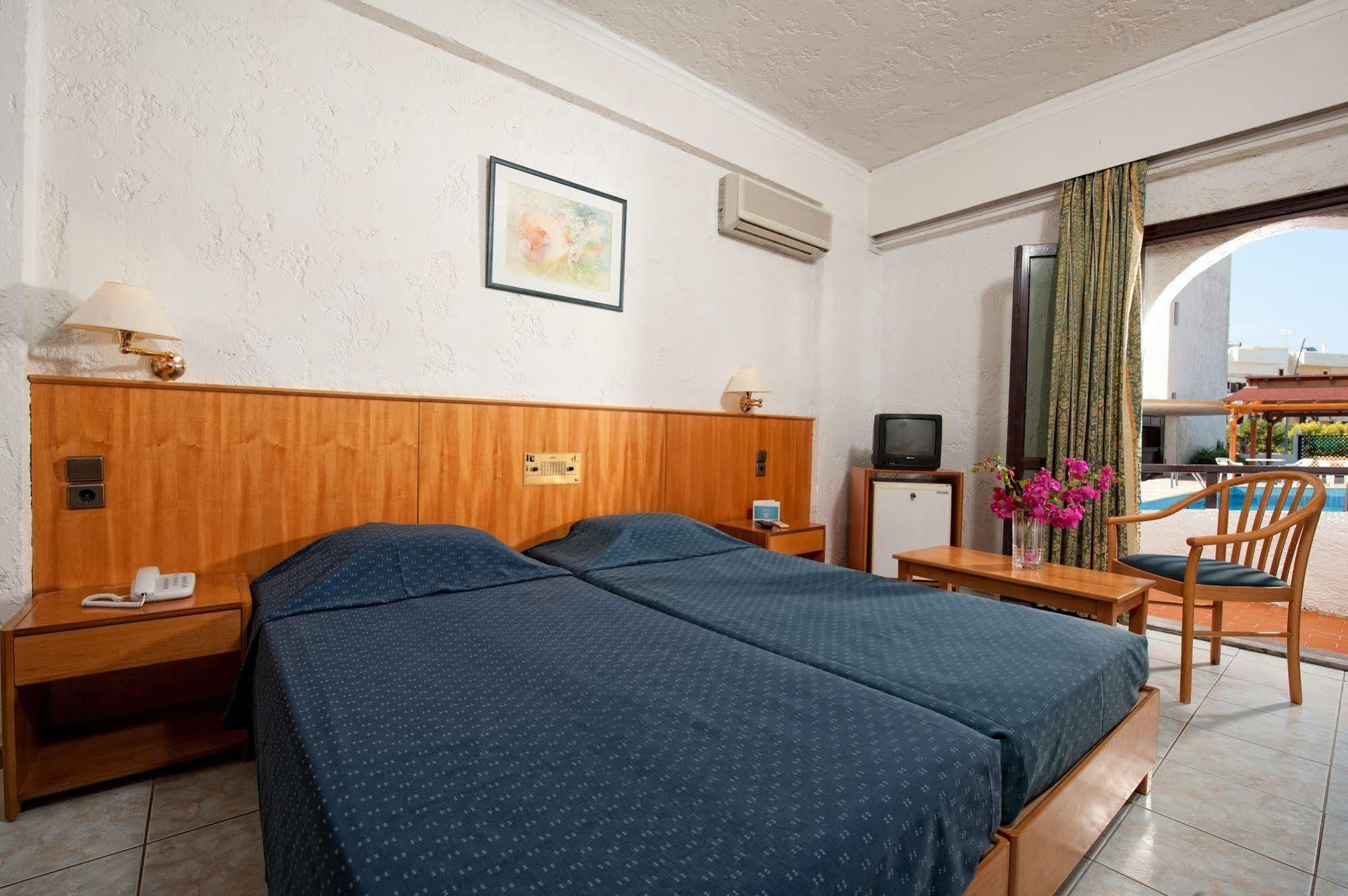 Heronissos Hotel Herszonisszosz Kültér fotó